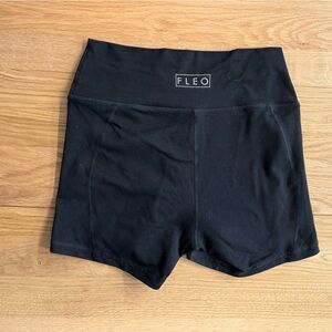 Fleo True High Contour Black